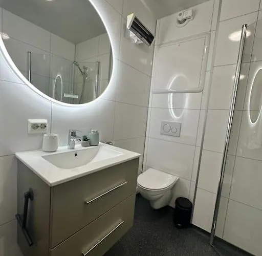 Sentral Studioleilighet Διαμέρισμα *